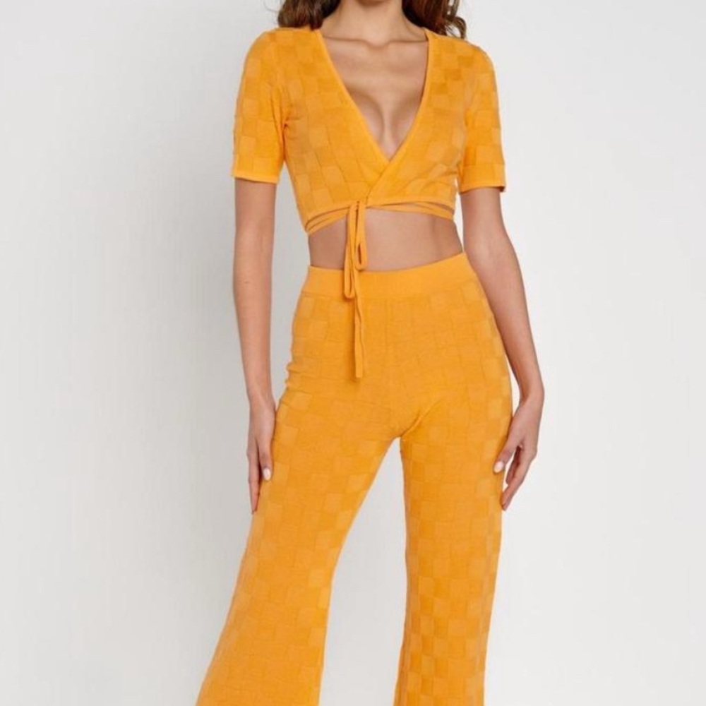 NEW ANOTHER‎ GIRL checkerboard wrapover crop top in orange